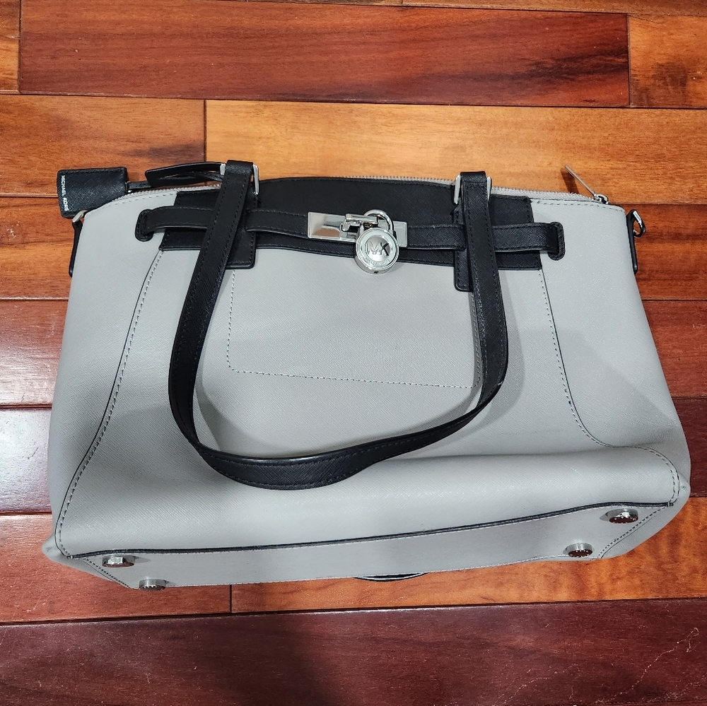 Michael Kors Jet Set Travel Tote Bag